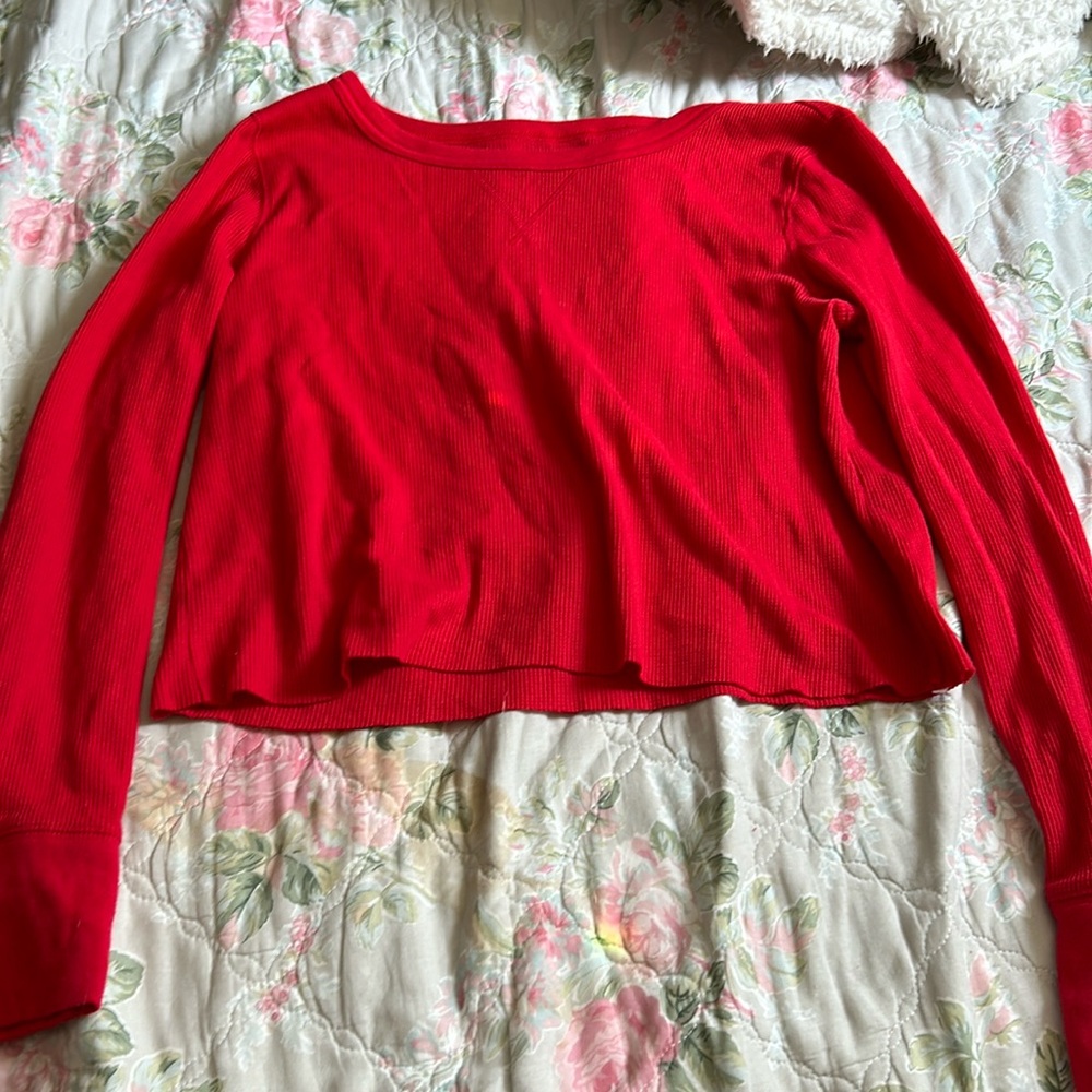 Women’s gap red long sleeve
